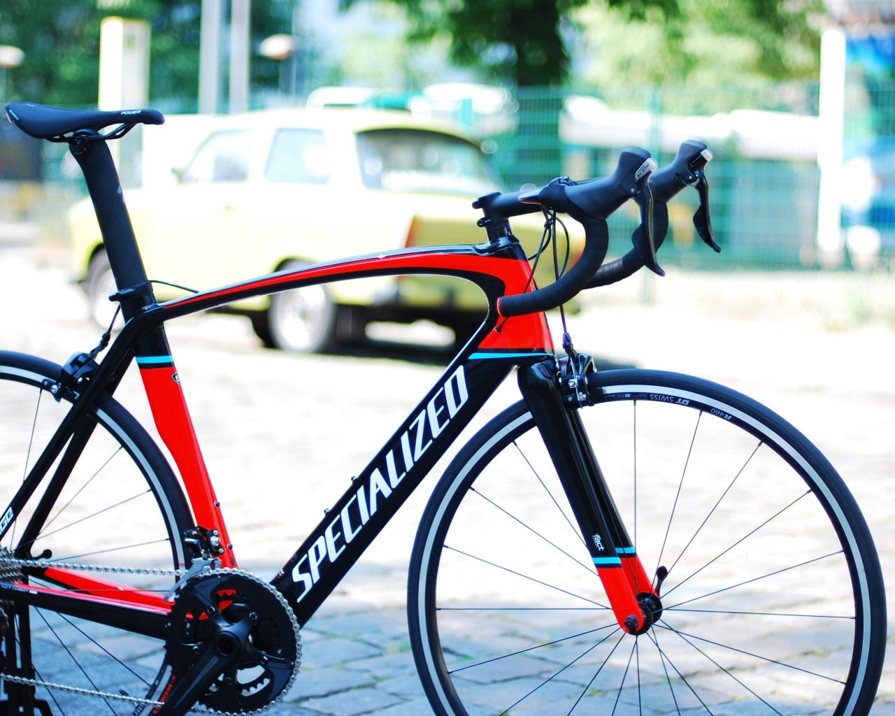 Specialized Venge Elite - Carbon Time Trail Bike 2017 | gloss tarmac black-rocket red-metallic white